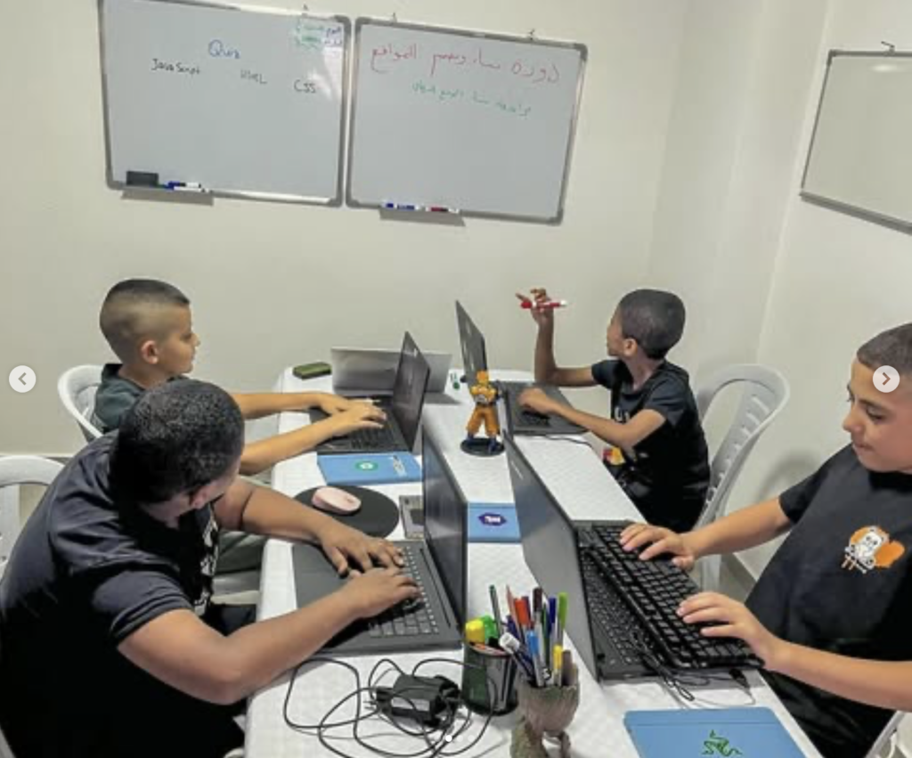 Screenshot 2024-12-30 at 23.04.18