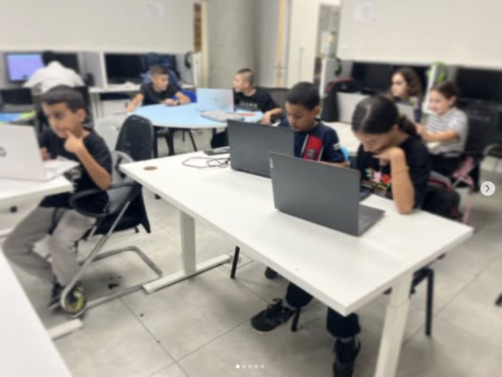 Screenshot 2024-12-30 at 23.33.45